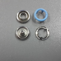 Кнопка рубашечная 9,5мм Открытая в Красноярске