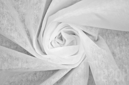 Флизелин неклеевой для вышивки STRONG  в Красноярске