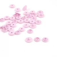 Кнопка пластик в Красноярске