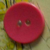 Пуговицы полиэстер 2 прокола 18мм в Красноярске