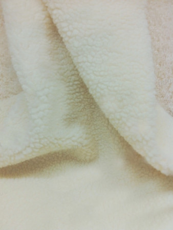 Мех искусственный подкладочный  для одежды или обуви "под овчину" (Китай)  в Красноярске